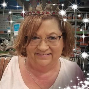 Meet your Posher, Debbie